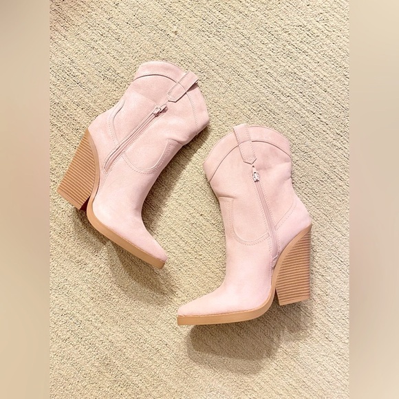 👢Jeffrey Campbell - Pink Suede Mi-Amigo Boot - Picture 3 of 3